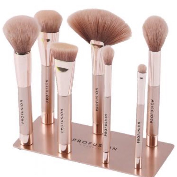 FREE 🔥 Gold Magnetic brush stand - Picture 2 of 2